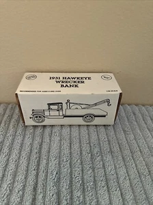 ERTL 1931 Hawkeye Wrecker Bank 1/34 Scale Die-Cast coin bank Amoco Motor Club - Picture 1 of 3