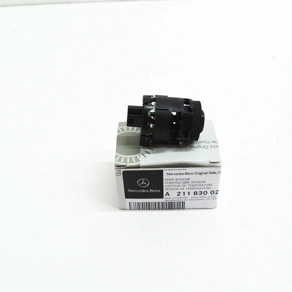 NOVO SENSOR DE TEMPERATURA DO AR DA CABINE MERCEDES-BENZ C W204 A2118300272 211-830-02-72 - Imagem 1 de 4