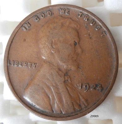 1924 Wheat Penny  "Lamination" Error - Image 1 of 4