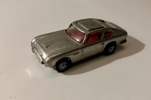 CORGI TOYS ASTON MARTIN DB5 JAMES BOND 007 ANNI 60 - Foto 1 di 6