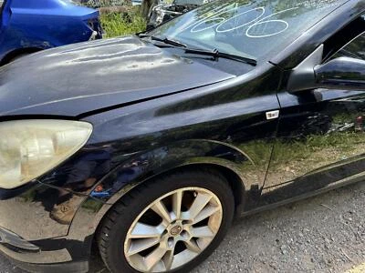 HOLDEN ASTRA AH, 10/04-08/09 LEFT GUARD, PASSENGER FENDER Convertible - image 1 of 4