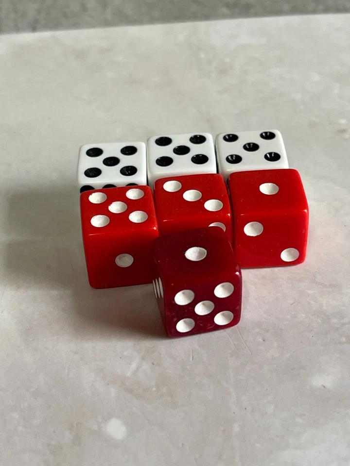 2009 Risk ONYX EDITION (Hasbro) - Replacement Dice x7 - Image 1 of 1