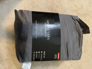 Simply Vera Verawang 100% Pima Cotton Supersoft Sheet Set "Queen 600 Thread. - Picture 1 of 2
