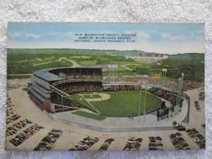 New Milwaukee County Stadium, Home Of The Milwaukee Braves Postcard - Picture 1 of 2