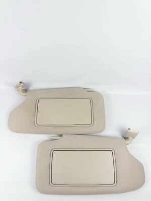 Nissan Altima Coupe 2008-2013 conjunto de pares de parasoles conductor pasajero beige Foto 1 de 4