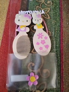 Mini peine y espejo Hello Kitty Sanrio 2003 conejo - Imagen 1 de 2