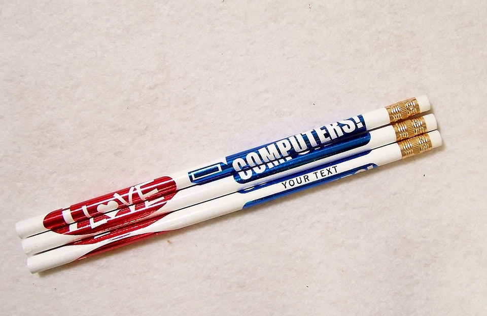 12 lápices personalizados "I LOVE COMPUTER" Foto 1 de 1