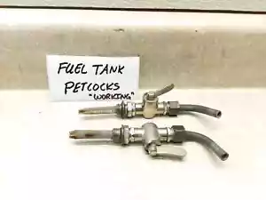 Vtg 1971 Triumph Trofeo 500 T100-C Depósito Petcock Par Gas Válvulas PJ-9 - Imagen 1 de 6