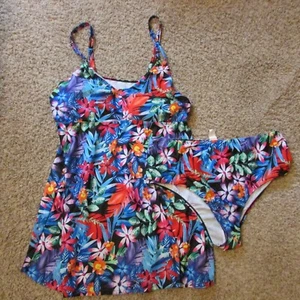 3X Tropical Black Red blue Floral 2 Pc Tankini Longer Swimsuit Pad Bra Worn Once - Picture 1 of 2
