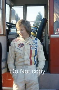 RONNIE PETERSON STP MARCH TEAM TRANSPORTER 35MM DIAFOTO 1972 1973 - Bild 1 von 3