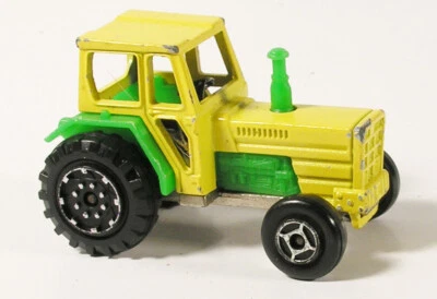 MAJORETTE TRACTEUR 208 TRATOR AGRÍCOLA FUNDIDO FRANÇA CORGI JUNIORES TAMANHO BIA - Imagem 1 de 3