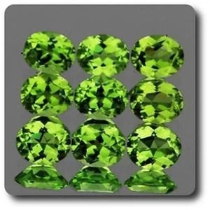 Green Peridot. 0.39 cts. 5X4 MM. IF-VVS1 (Sold Individually) Pakistan - Picture 1 of 1