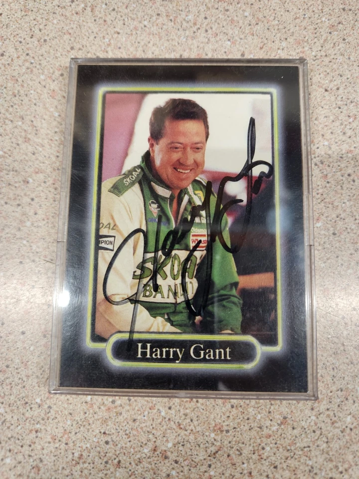1990 Maxx #33 Harry Gant autographed! - Image 1 of 1