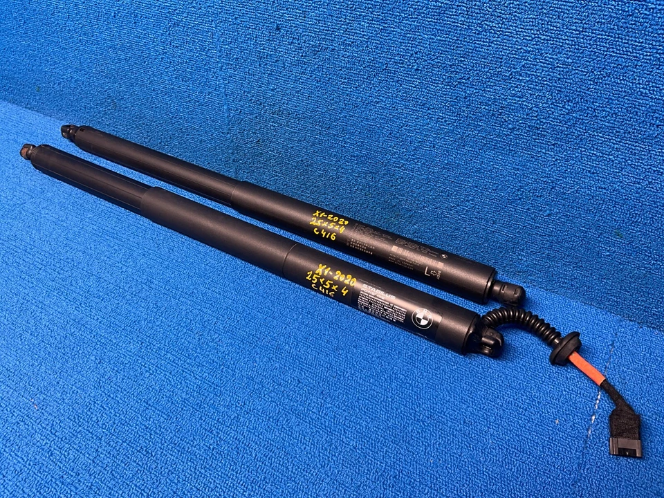 BMW X1 F48 2016-2021 MALETERO TRASERO IZQUIERDO Y DERECHO AMORTIGUADOR ELEVADOR PUNTAL CONJUNTO OEM Foto 1 de 4