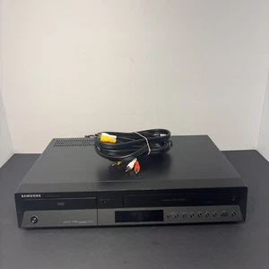 SAMSUNG DVD-V9700 VCR DVD Combo Player Recorder VHS 4 Head Hi-Fi DVD Won’t Open - Picture 1 of 5