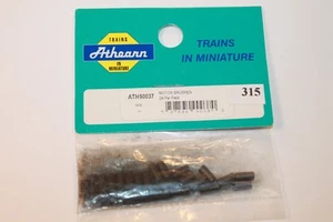 ** Athearn Blue Box Loco Parts ** 1-24 Pack Locomotive Motor Brushes #90037 NOS - Picture 1 of 1
