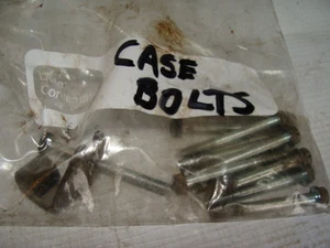 1983-85 HONDA 200 X ATC CASE BOLTS NO RESERVE - Imagen 1 de 2