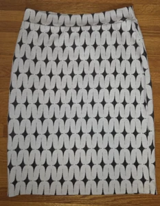 Renee C. SKIRT Sz Medium 29 Waist Geometric Print Bodycon Off White Black USA - Picture 1 of 7