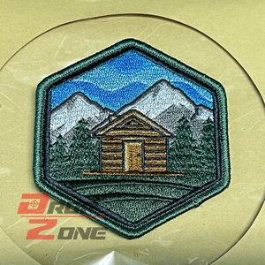 Parche Moral PDW Cabin Life v5 Diseño Prometheus Werx Tad Camping Tronco Hogar  - Imagen 1 de 2