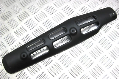 SUZUKI DR500 / SP500 1981-1984, NEW ORIGINAL MUFFLER COVER, 14781-37410 - Image 1 of 4