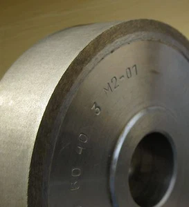 DIAMOND GRINDING WHEEL Metal bond D 5 x 1,26x 1,26 " 125-32-32 mm GRIT: 250 . - Picture 1 of 2