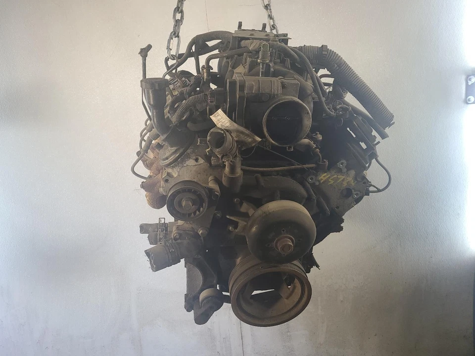 Used Engine Complete Assembly fits: 2005 Chevrolet Avalanche 1500 5.3L VIN Z 8th Foto 1 de 4