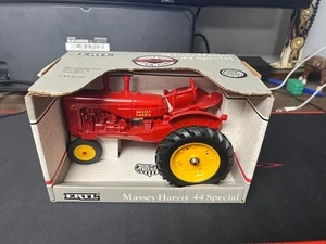 ERTL Massey Harris 44 Special Tractor in Original Box  1/16 Scale Die-Cast B13 - Picture 1 of 4