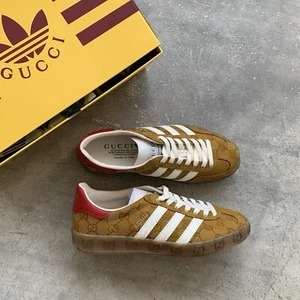ZAPATOS MUJER ADIDAS X GUCCI GAZELLE MONOGRAMA TALLA US 7.5 UK 6 EU 39 1/3 - Imagen 1 de 17