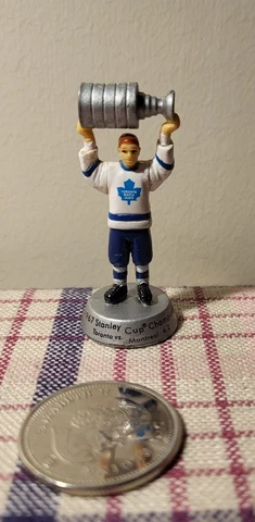 1963 Toronto Maple Leafs Hockey 1.5" NHL Toy Mini Figure Stanley Cup Cake Topper Cover