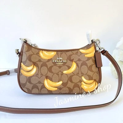 全新带标签 Coach Teri 单肩包签名帆布带香蕉印花 CR289 — 第 1/4 张图片