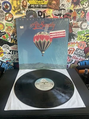 AIR SUPPLY The One That You Love VG+ VINYL W/HYPE STICKER  Foto 1 de 2