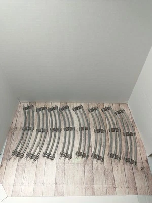 8 PIECE LOT Vintage MARX & Lionel Train Track O27 Gauge 3-Rail CURVED! USA - Image 1 of 4