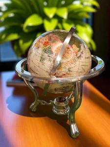 Vintage Perlmutt / Halbedelsteine Kugel Messing Ständer 14" - Bild 1 von 4