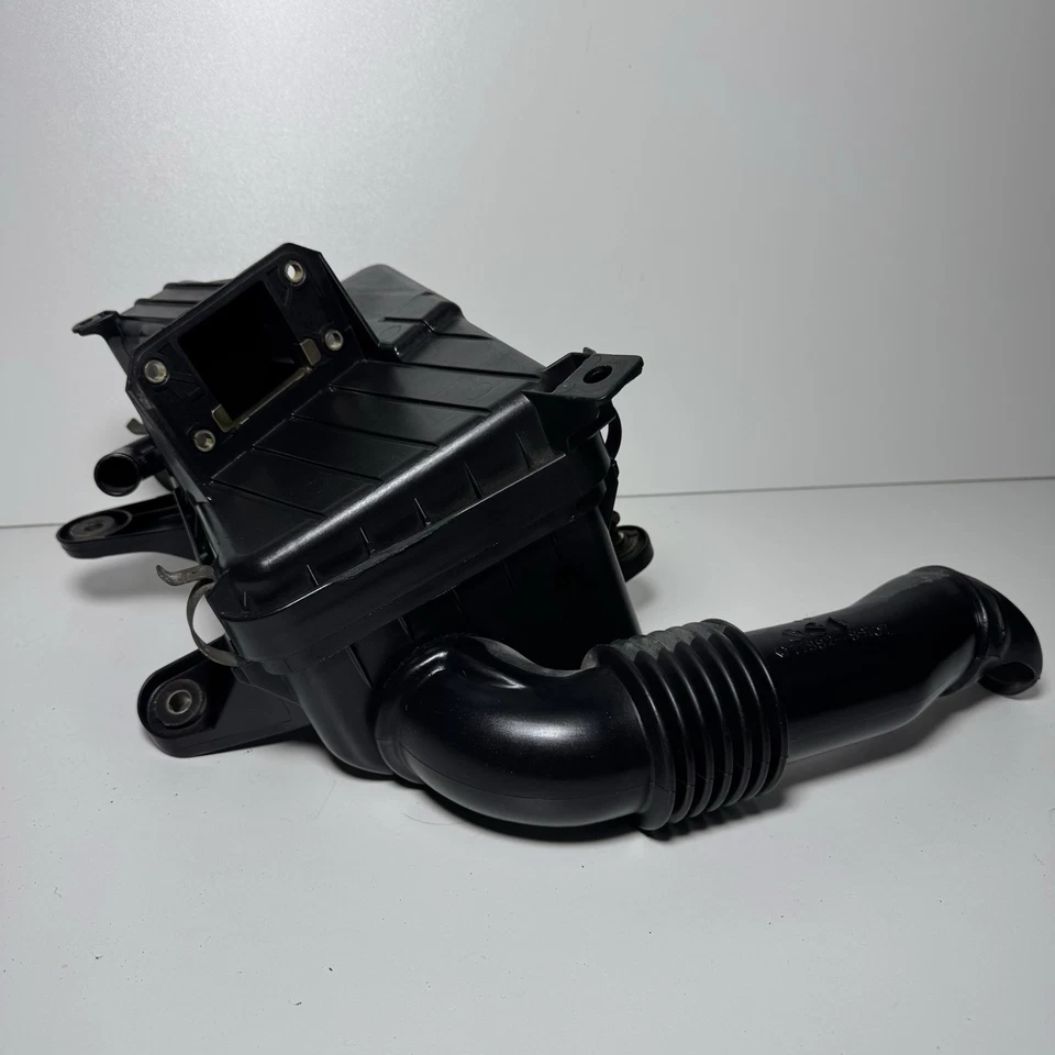 89-95 TOYOTA PICKUP TRUCK 4RUNNER 22RE AIR FILTER HOUSING ASSEMBLY 2.4l OEM - Image 1 of 4