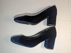 Libby Edelman Jenna Size 6.5 Women Suede Dark Blue Chunky Block Heel Slip On - Picture 1 of 11