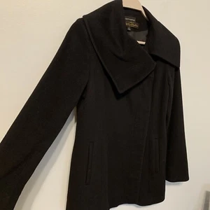 Loro Piana Coat Women's Sz 6 100% wool Car length Black Saks Fifth Aveneue - Picture 1 of 10