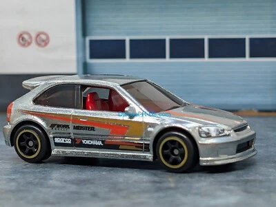 Coches deportivos japoneses y Zamac serie plateada Hot Wheels sueltos como nuevos Civic Type R Z4 Foto 1 de 4