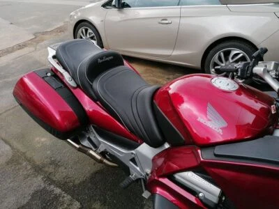 Honda ST1300 Pan European 2002–2013 Top Sellerie Comfort Seat Gel/Heat SGCST337 - Image 1 of 2