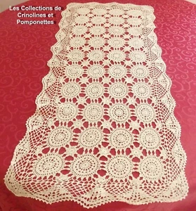 NAPPERON CHEMIN DE TABLE CROCHET D'ART FAIT MAIN ECRU 40 X110* RECTANGULAIRE - Picture 1 of 3