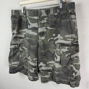 Izod Camouflage Baggy Men's 38 Cargo Shorts Skate Grunge - Picture 1 of 6