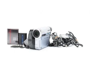 [Japanese only] Sony Handycam DCR-TRV22 Mini DV Camcorder w/chager - Picture 1 of 17