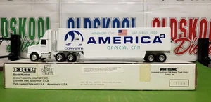 Chevy Corvette cabina con remolque de plataforma abatible Americas Cup San Diego 1992 ETRL 1:64 - Imagen 1 de 14