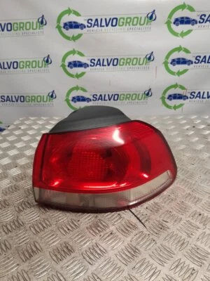 LUZ TRASERA/TRASERA VOLKSWAGEN GOLF (LADO DEL CONDUCTOR) 5 PUERTAS ESCOTILLA 5K0945096N 2007-2009 Foto 1 de 4