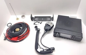 MOTOROLA MOTOTRBO XPR 5550e MOBILE DIGITALE alta potenza UHF450-512 AAM28TRN9RA1AN - Foto 1 di 16