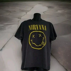Nirvana T-shirt Size XL - Picture 1 of 2