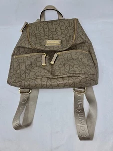 CALVIN KLEIN CK LOGO TAN BROWN WOMEN'S ZIP BACKPACK BAG - Picture 1 of 7