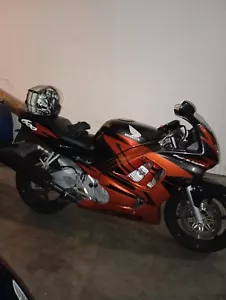 Honda cbr 600 f pc31 Top Zustand Mit Gewährleistung - Bild 1 von 4