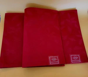 Lenox Damask Set of 4 Placemats, Subtle Holly Pattern, 18"x13", Never Used - Picture 1 of 3