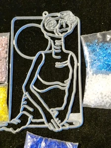 (J3) VINTAGE NOS 1982 MAKIT BAKIT ET EXTRA TERRESTRIAL STAINED GLASS SUNCATCHER - Picture 1 of 6
