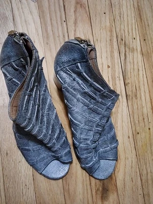 Ron White Women's gray woven leather zip up peep toe ankle bootie shoes sz  40 - Image 1 of 4